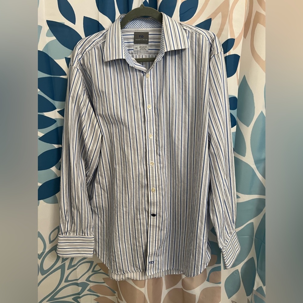 PRICE DROP! Gently used Men’s size 16R long sleeve button down Thomas Dean shirt